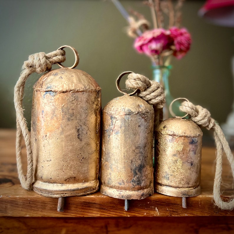 Set of 3 Round Top Peace Bells